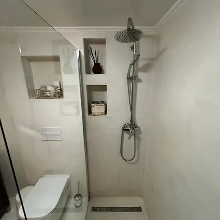 Atico El Reducto Views *