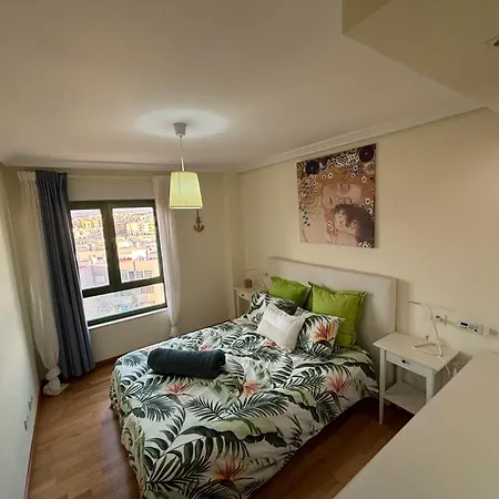 Apartment Atico El Reducto Views